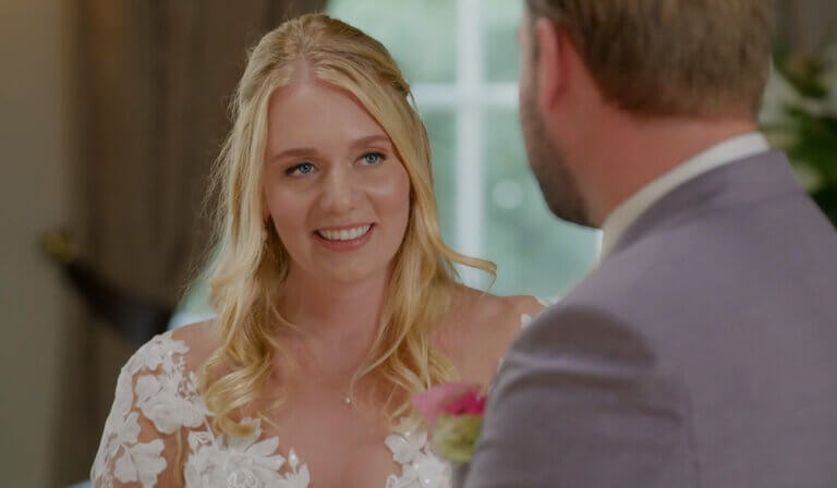 MAFS deelnemers Joyce Wagemans uit Deventer en Nick Mens uit Bergen op Zoom tijdens de bruiloft in Married at First Sight 2026.